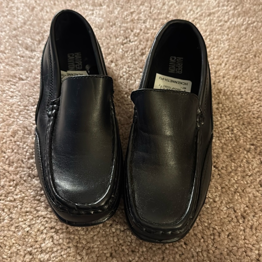 NWT Boys Harper Canyon Black Loafers Size 13